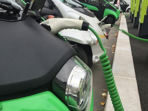 EV
